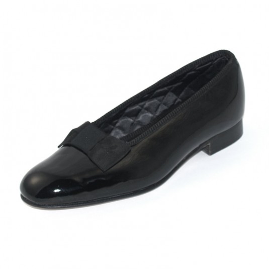 black patent leather slippers